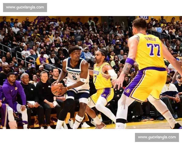 东契奇湖人首胜狂砍 49+11+8!单节 23 分比肩科比 东契奇湖人首胜狂砍 49+11+8!单节 23 分比肩科比